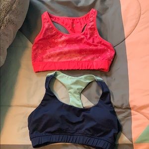 2 Sports Bras
